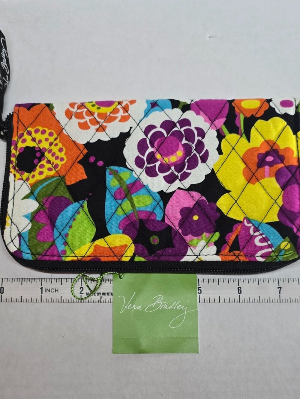 Vera Bradley Zip Around Wallet Va Va Bloom NWT Retired Quilted Cotton
